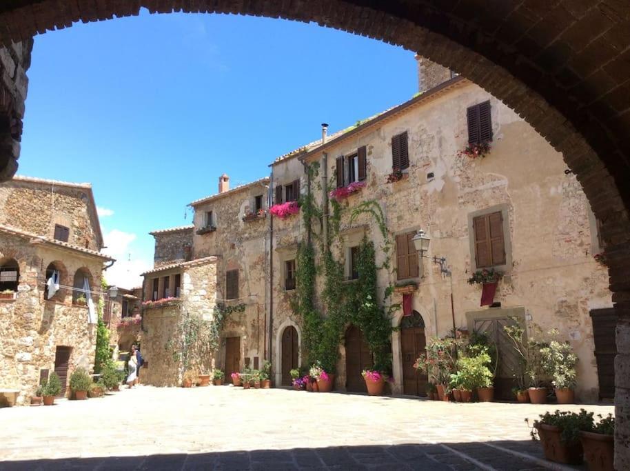Zauber Im Turm - In Einem Der Schoensten Doerfer Montemerano Εξωτερικό φωτογραφία