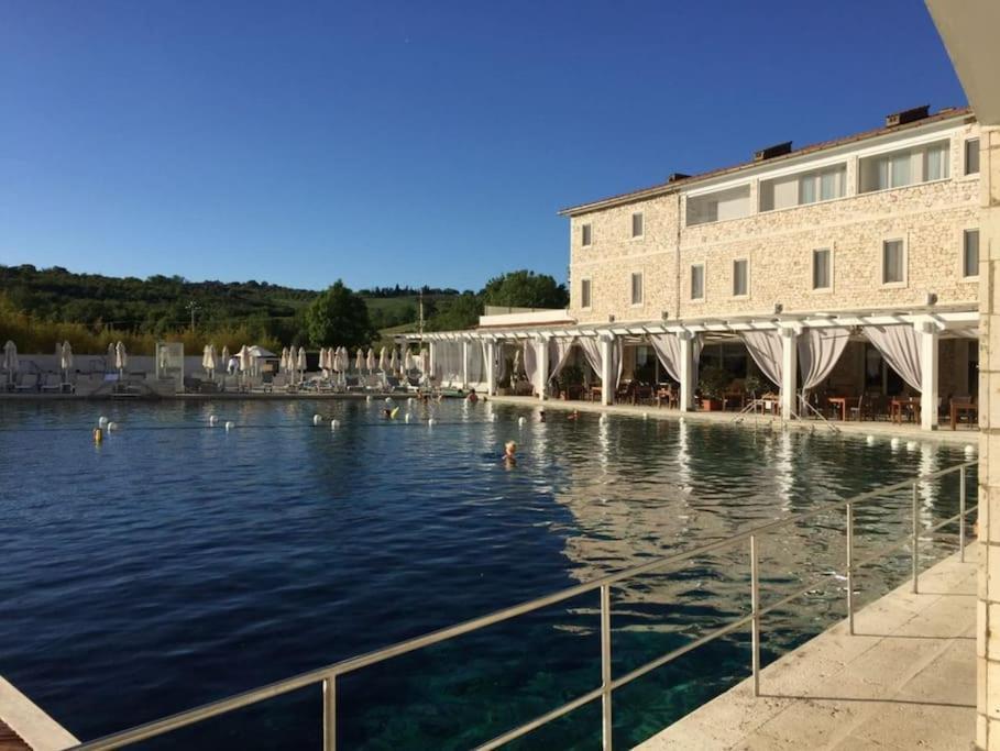 Zauber Im Turm - In Einem Der Schoensten Doerfer Montemerano Εξωτερικό φωτογραφία